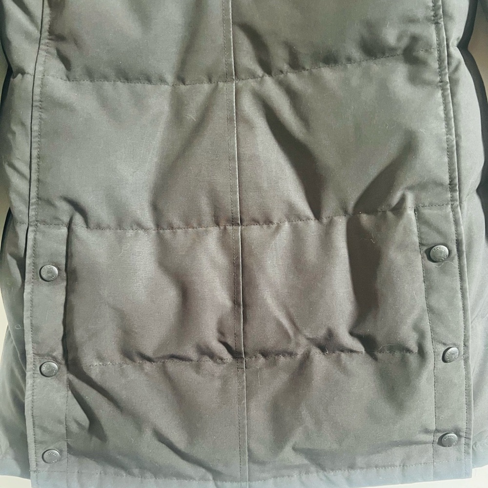 Canada Goose, Shelburne Parka Heritage, Black, Size Small with Fur Trim Hood - Picture 5 of 16